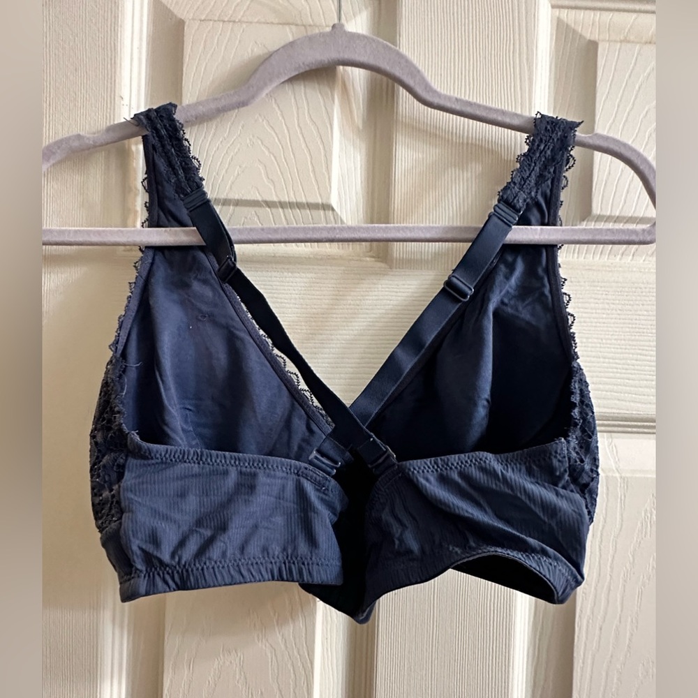 Lacy bralette - Picture 2 of 4